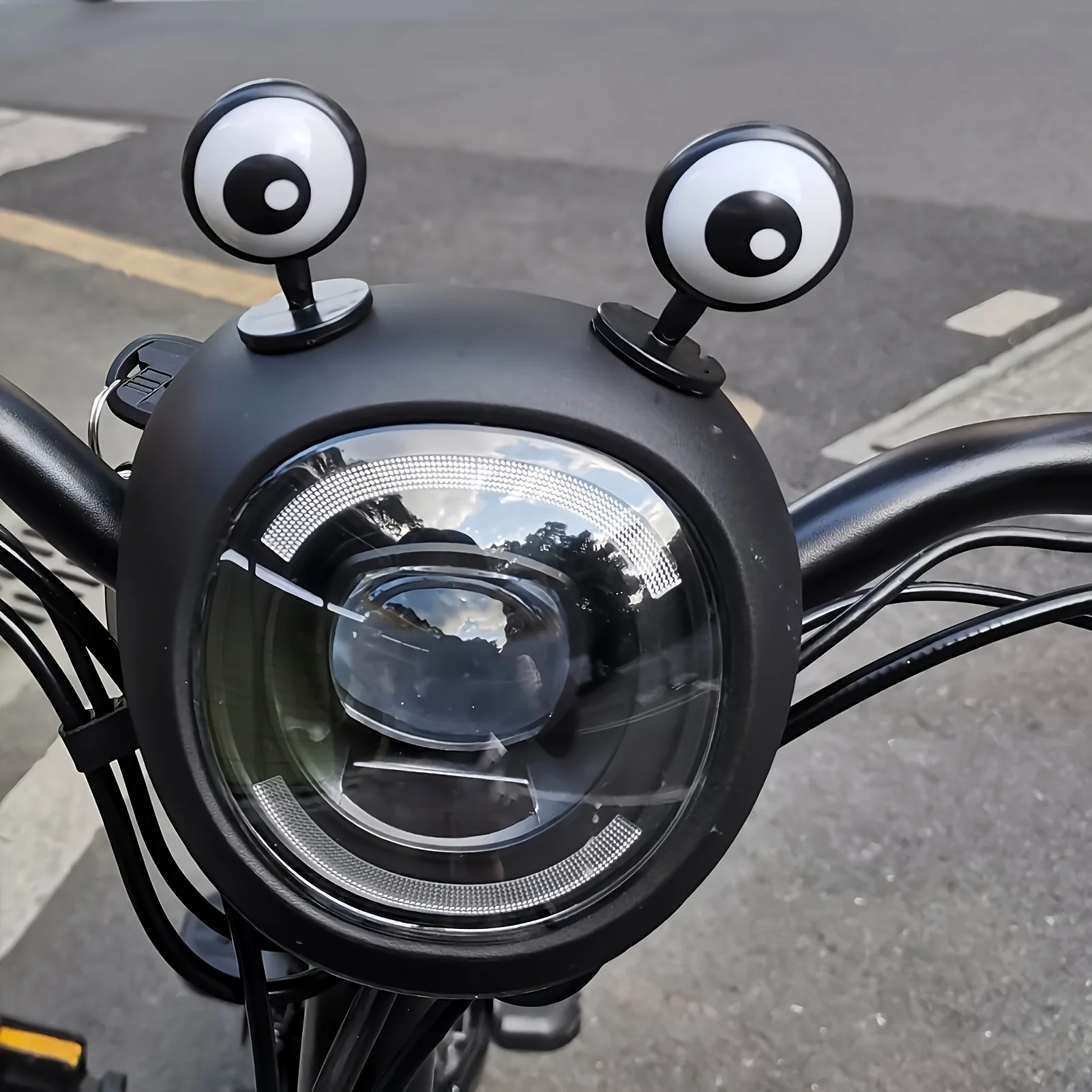 2Pcs Electric Bike Eye Decorat - Motorcycle Helmets recension och pris